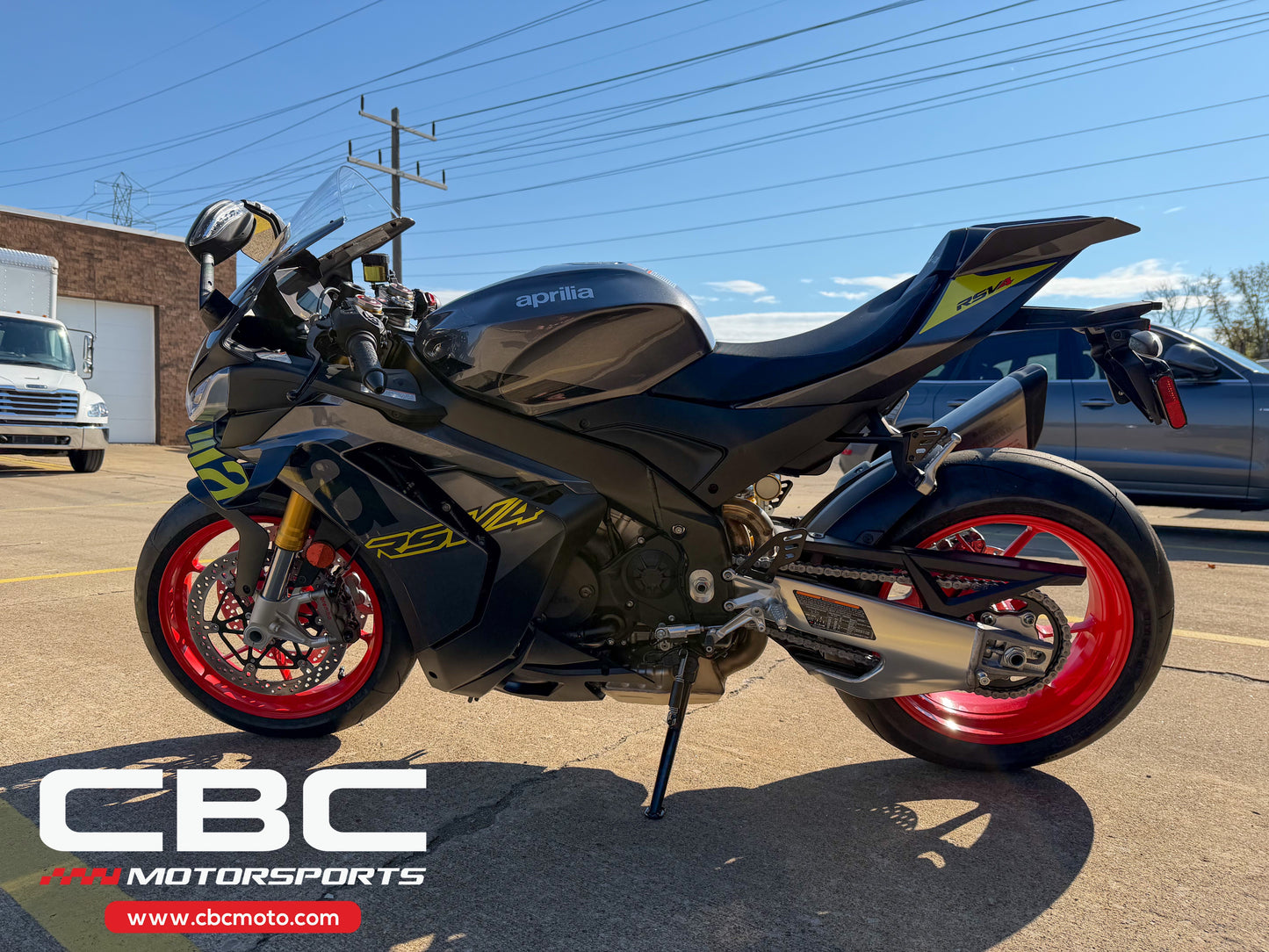 2026 Aprilia RSV4 - Poison Yellow - AP2113