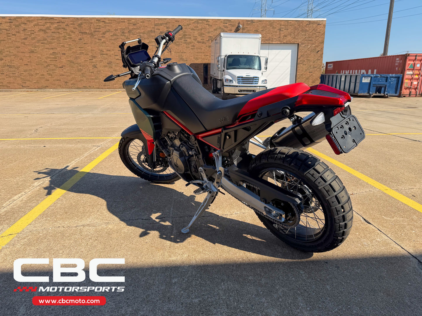 2026 Aprilia Tuareg 660 - Tornado Green - AP2114