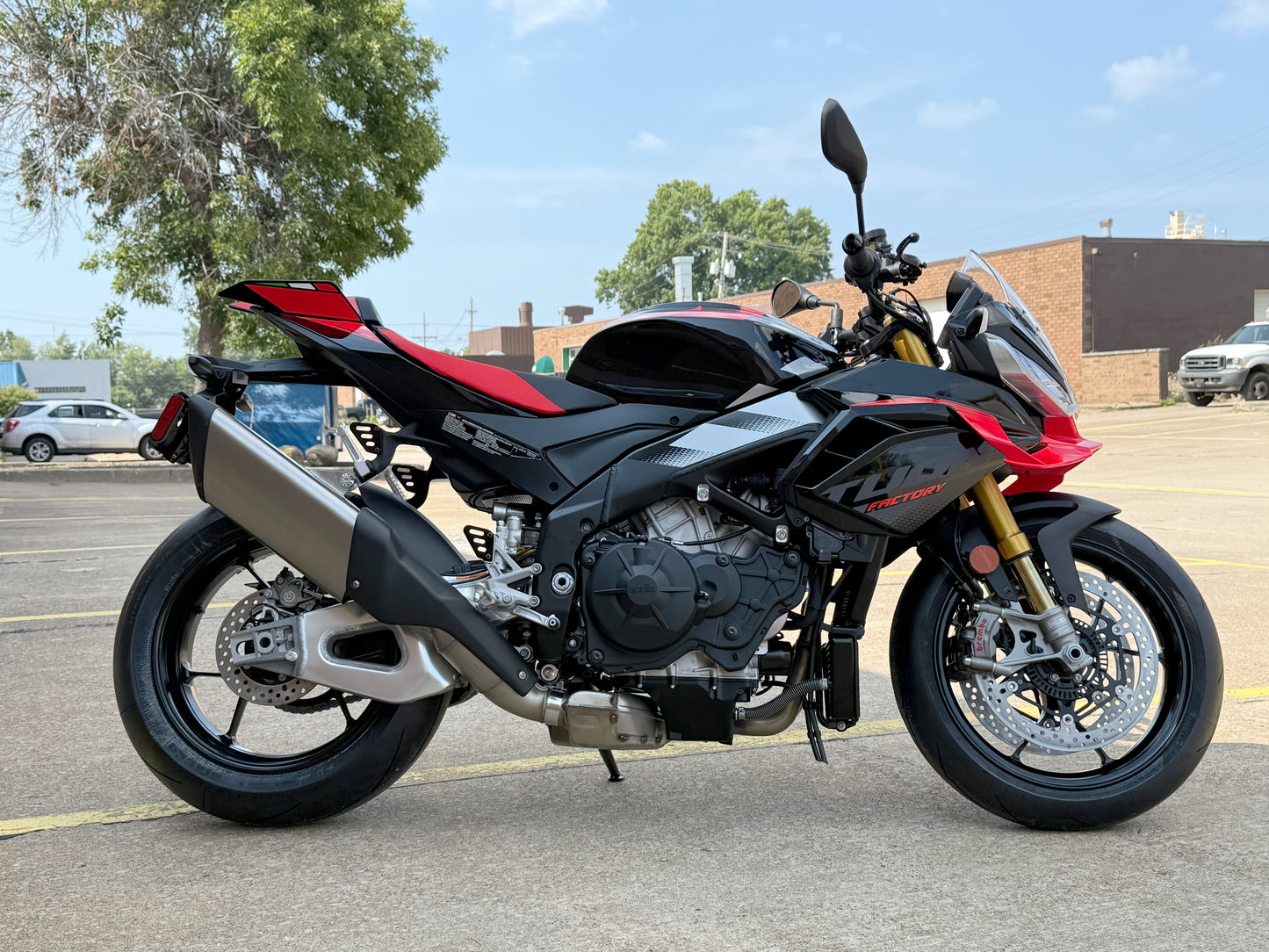 2026 Aprilia Tuono V4 Factory - Dark Kraken - AP2108