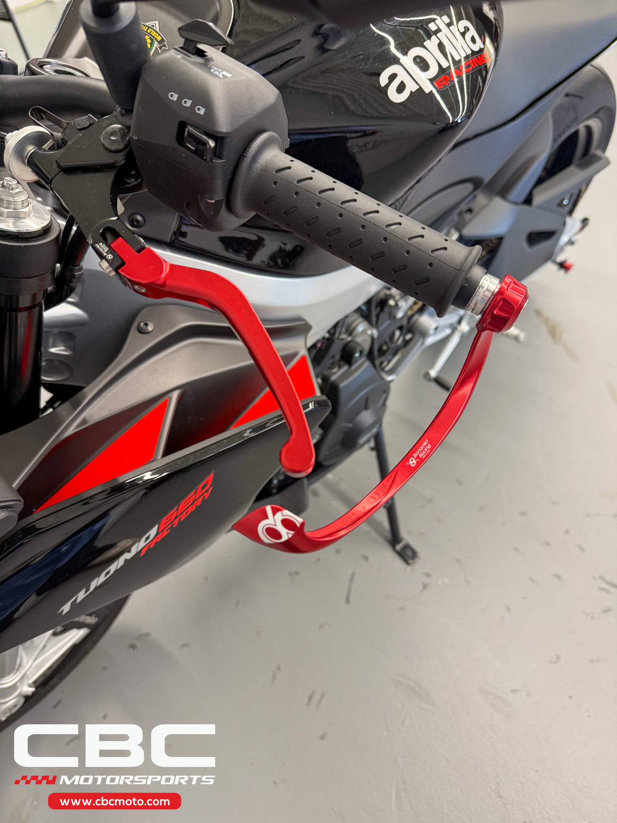 2022 Aprilia Tuono 660 Factory - Factory Dark - PO2101