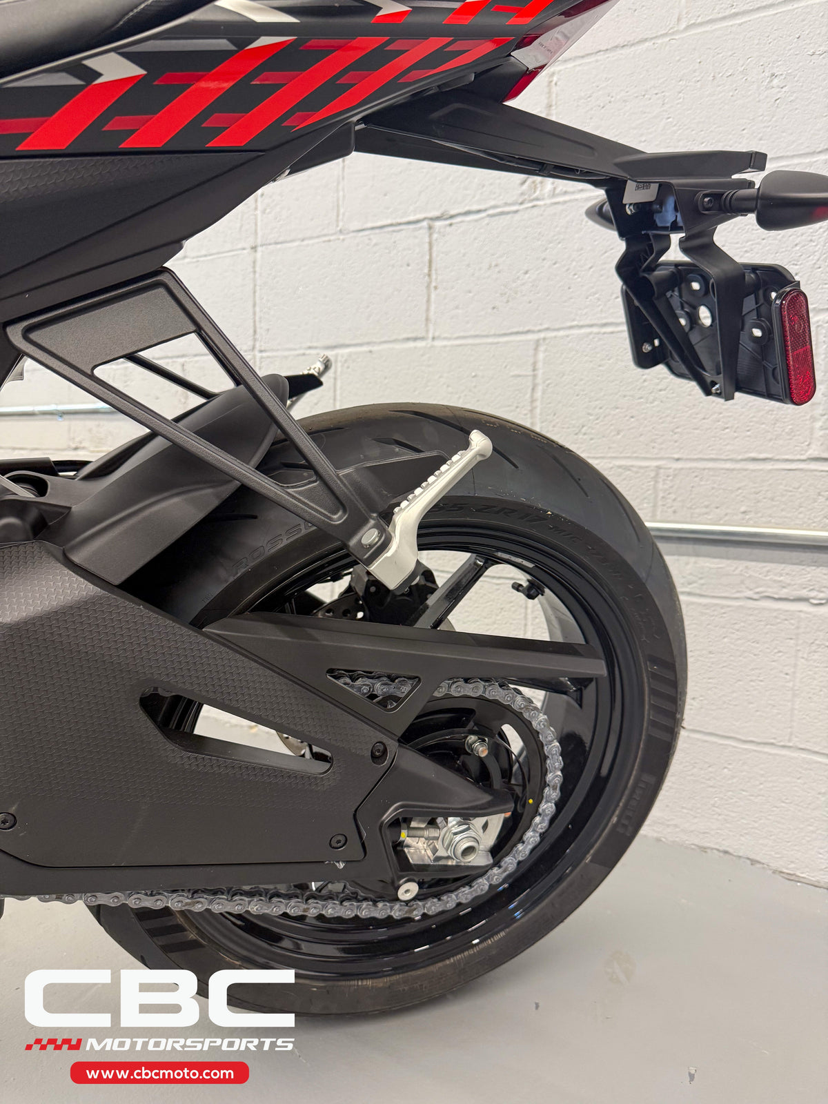2027 Aprilia Tuono 660 Factory - Shakedown Yellow - AP2138