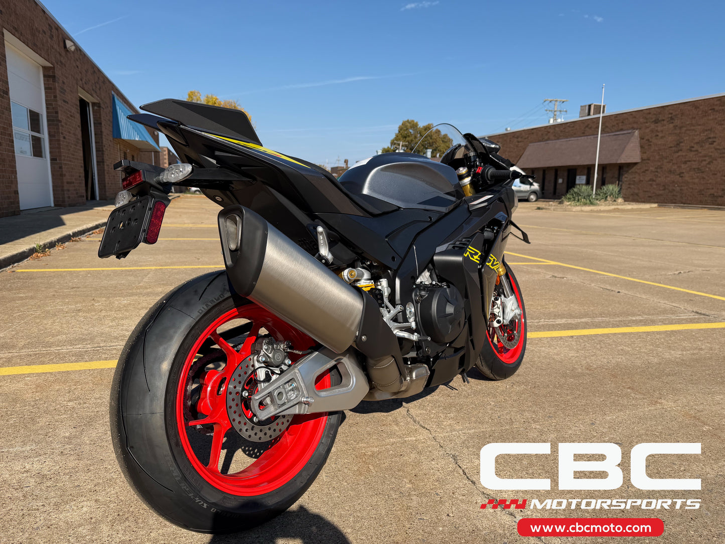 2026 Aprilia RSV4 - Poison Yellow - AP2113