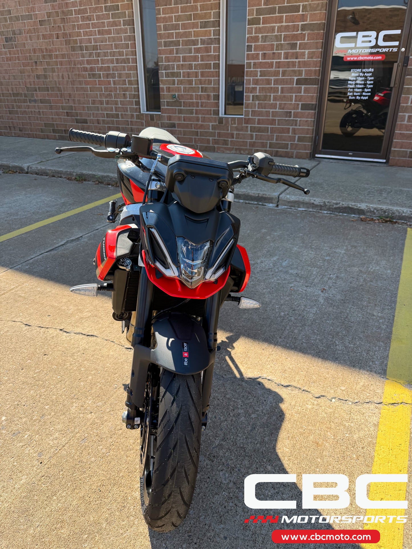 2026 Aprilia Tuono 457 - Piranha Red - AP2105