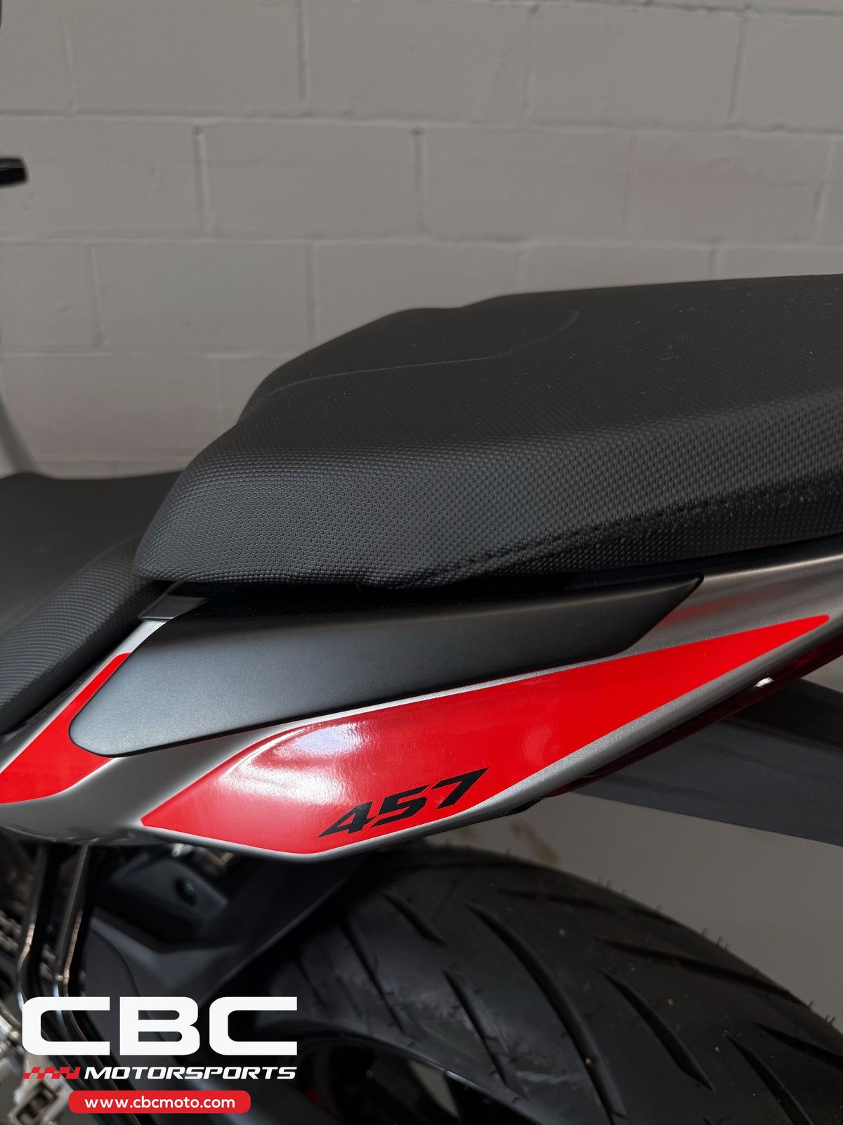 2026 Aprilia Tuono 457 - Puma Grey - AP2104