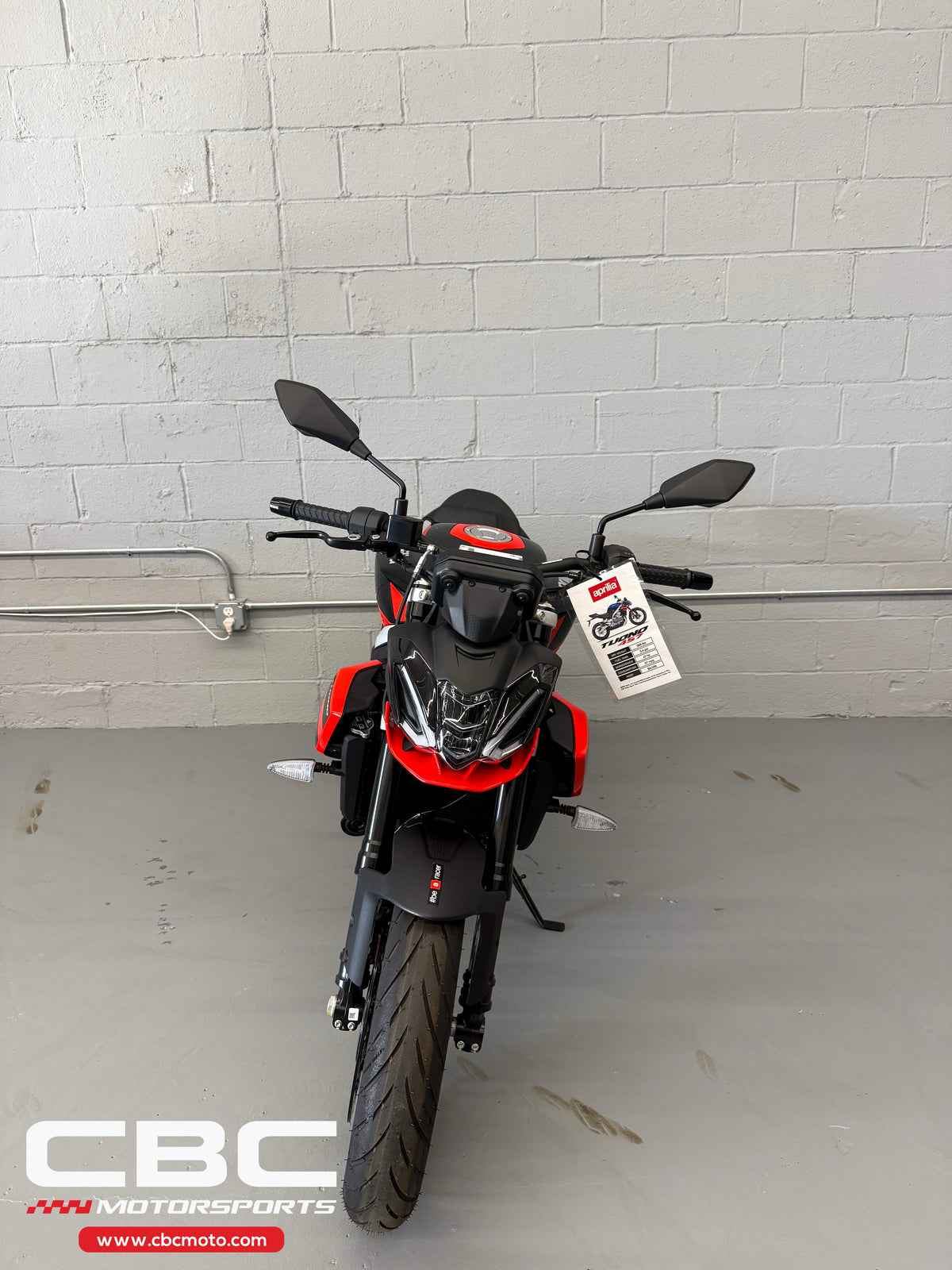 2026 Aprilia Tuono 457 - Piranha Red - AP2105