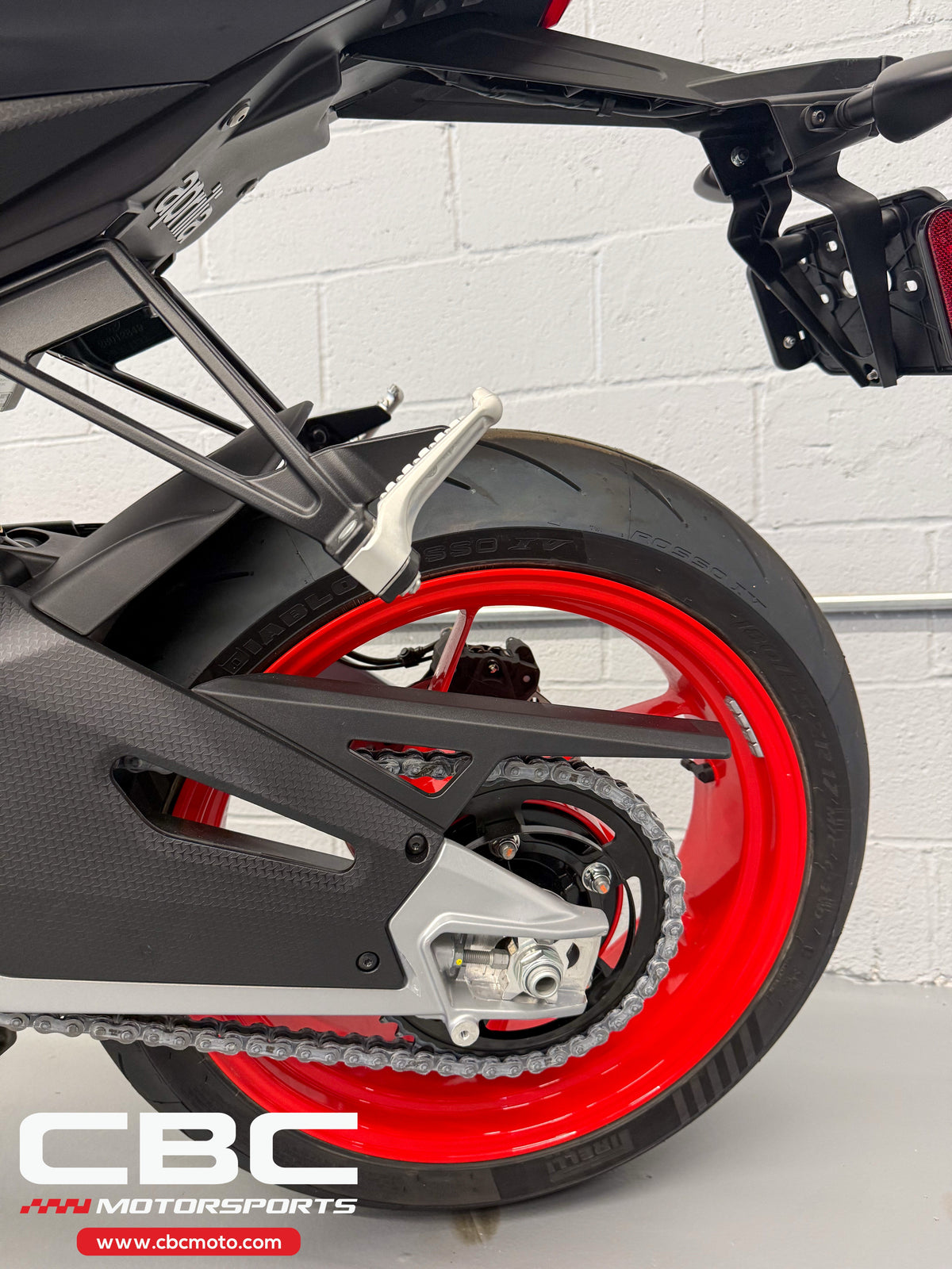 2026 Aprilia RS 660 - Venom Yellow - AP2129