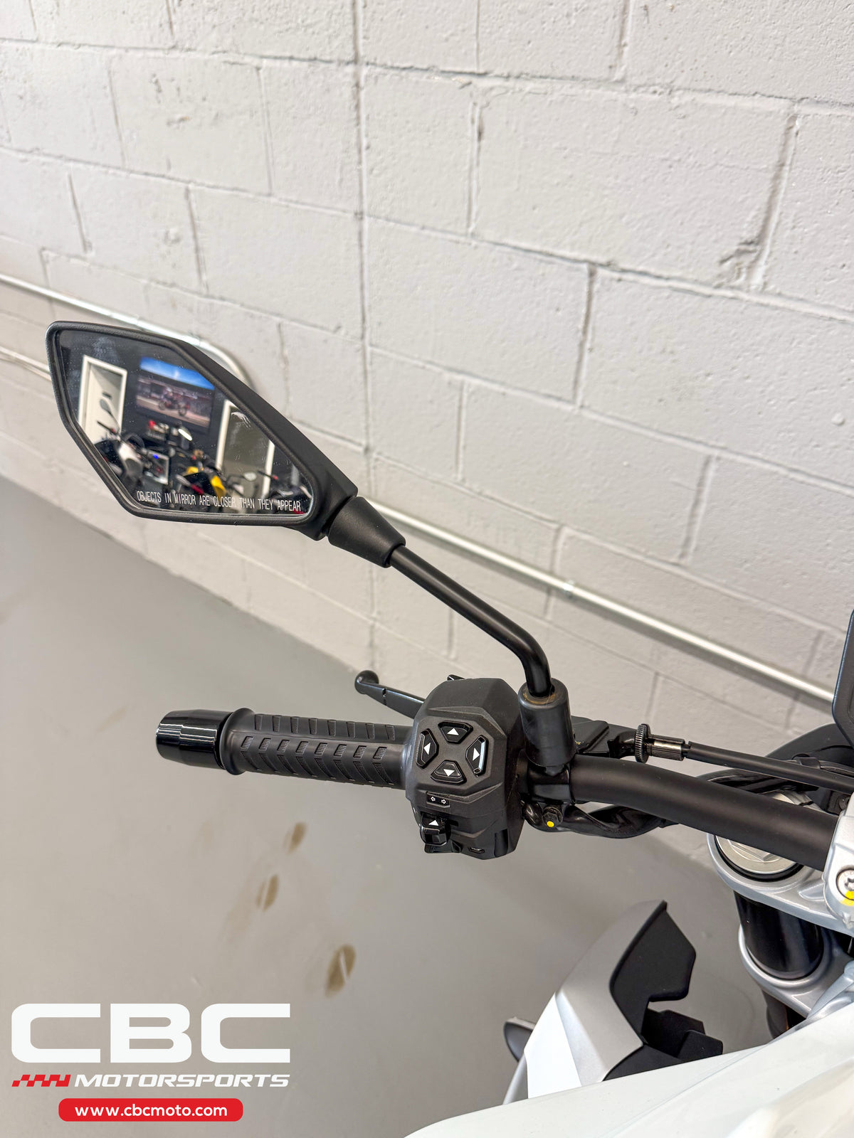 2026 Aprilia Tuono 457 - Puma Grey - Demo - AP2103