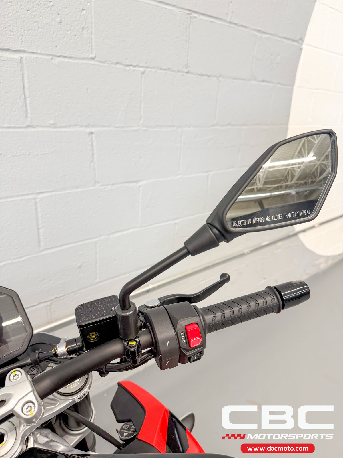 2026 Aprilia Tuono 457 - Piranha Red - AP2105