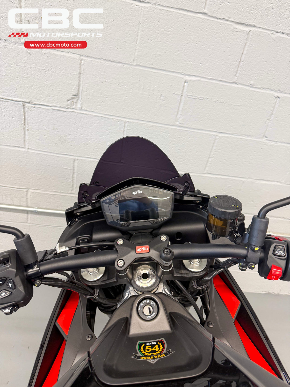 2022 Aprilia Tuono 660 Factory - Factory Dark - PO2101