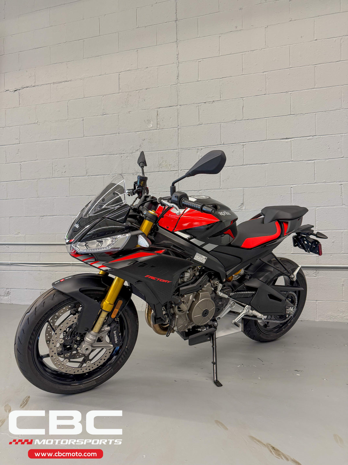 2026 Aprilia Tuono 660 Factory - Dark Banshee - AP2106