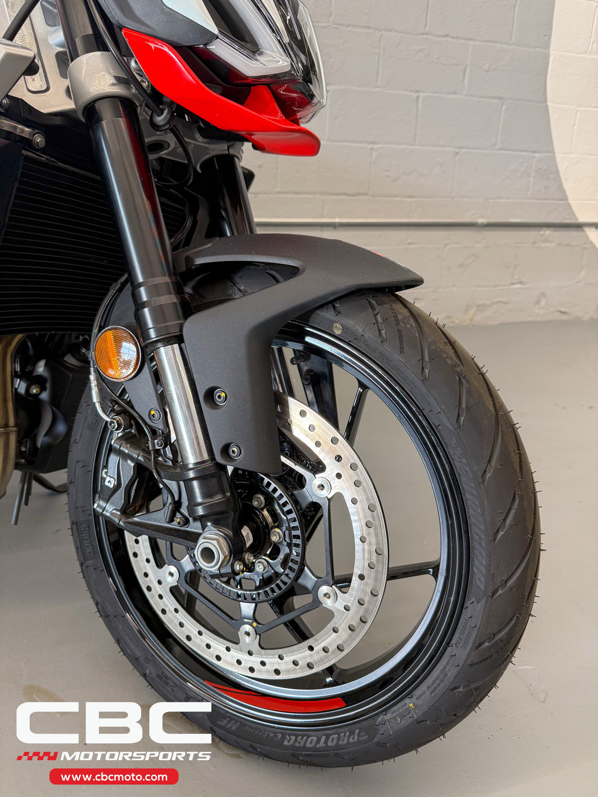 2026 Aprilia Tuono 457 - Puma Grey - AP2104
