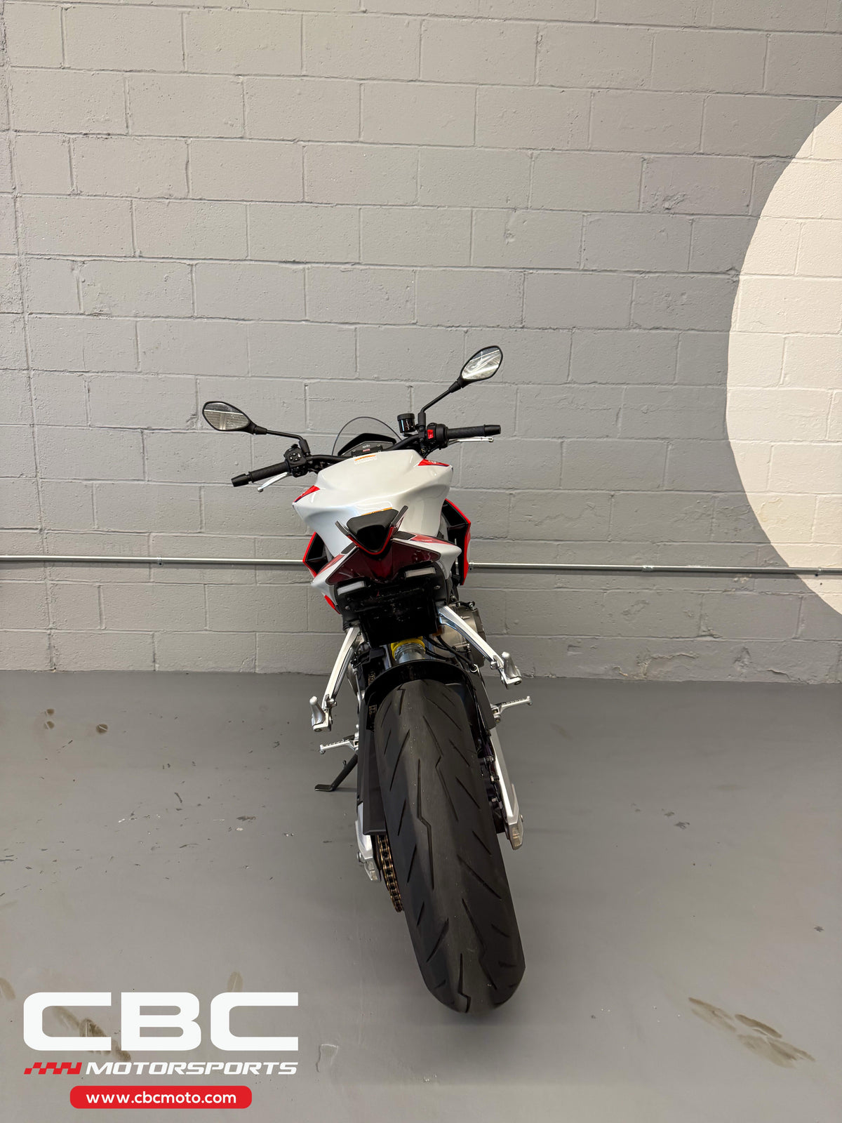 2024 Aprilia Tuono 660 Factory - Speed White - PO2105