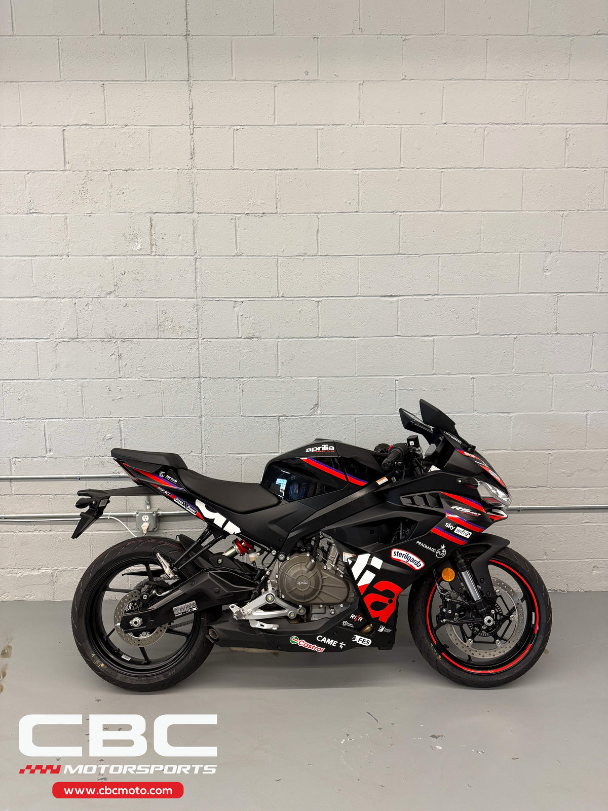 2026 Aprilia RS 457 - GP Replica Black - AP2149