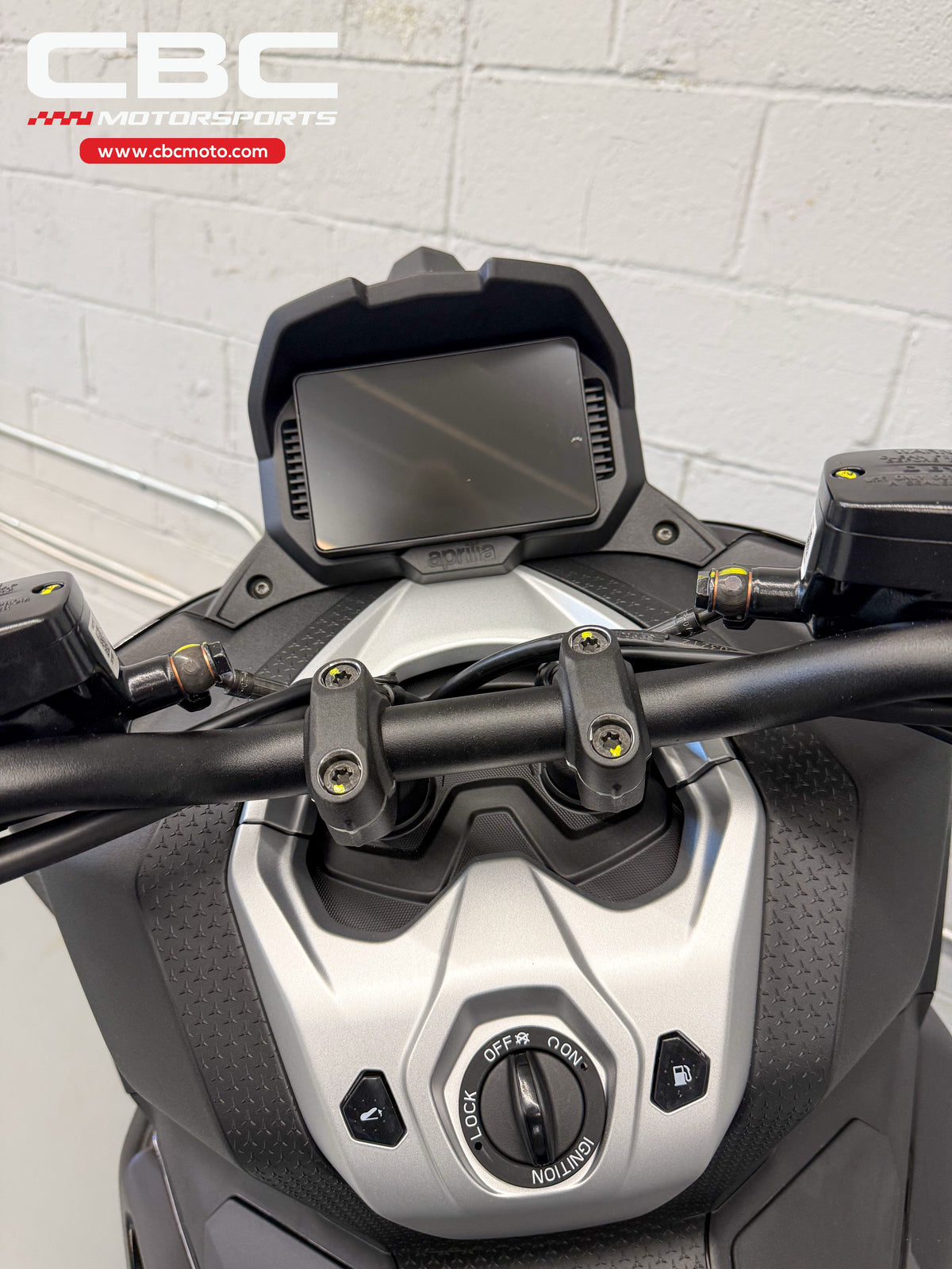 2027 Aprilia SR GT 400 - Rugged Black - AP2151
