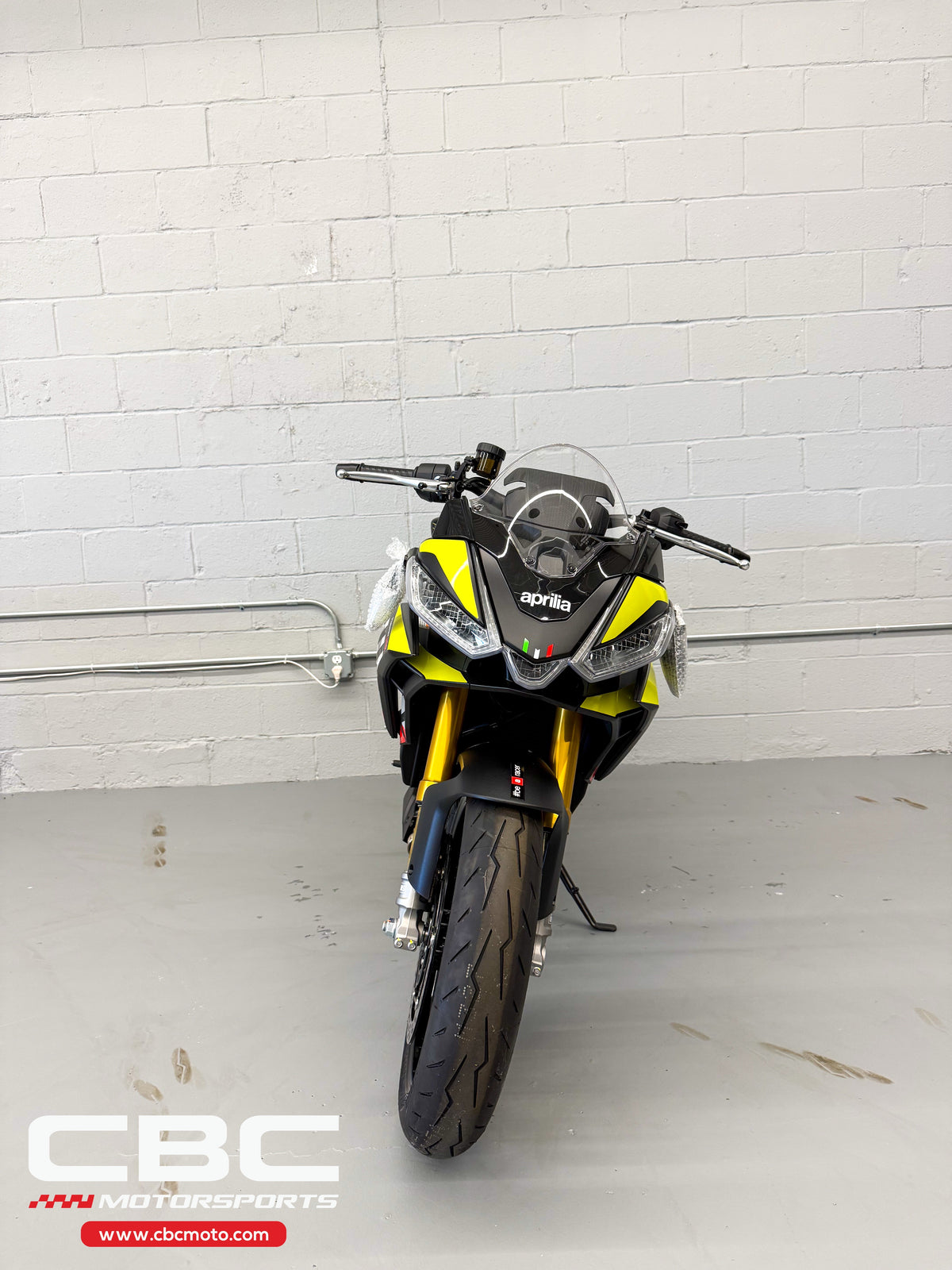 2027 Aprilia Tuono 660 Factory - Shakedown Yellow - AP2138