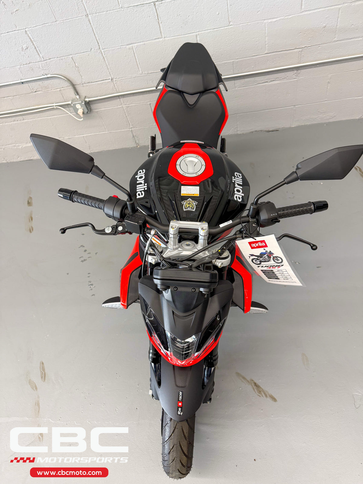 2026 Aprilia Tuono 457 - Piranha Red - AP2105