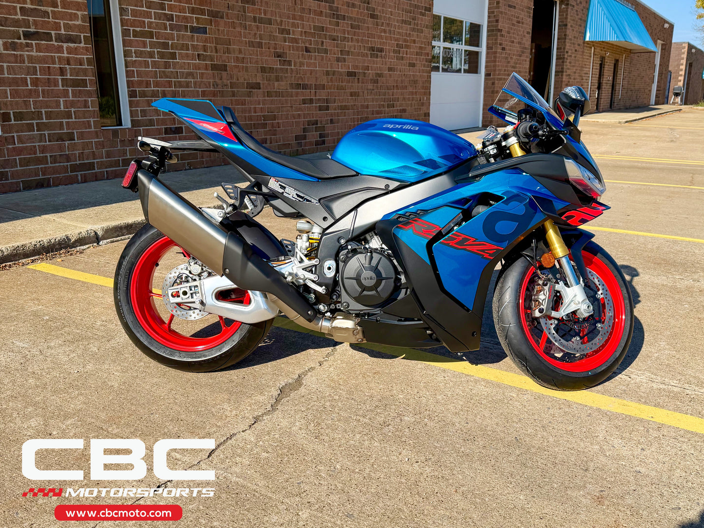 2026 Aprilia RSV4 - Stingray Blue - AP2119