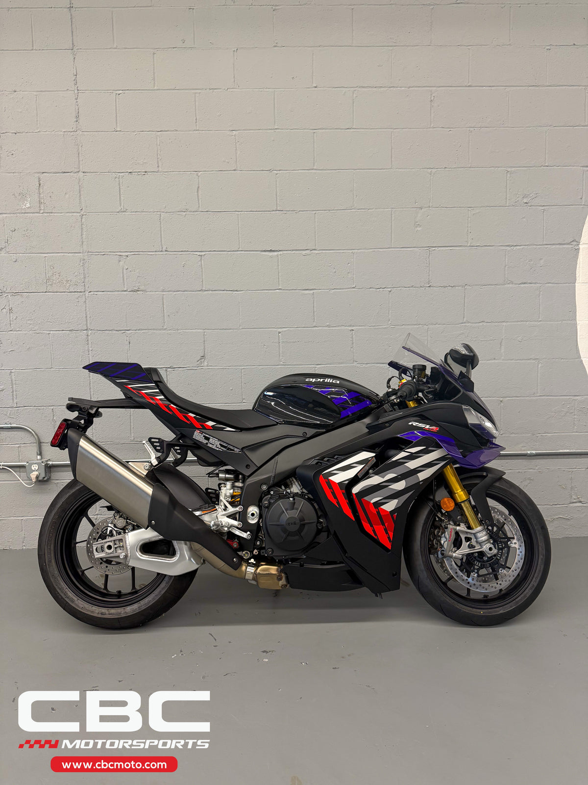 2027 Aprilia RSV4 Factory - Shakedown Indigo - AP2144