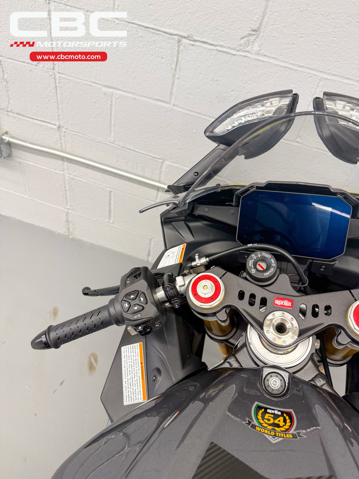 2027 Aprilia RSV4 - Poison Yellow - AP2148