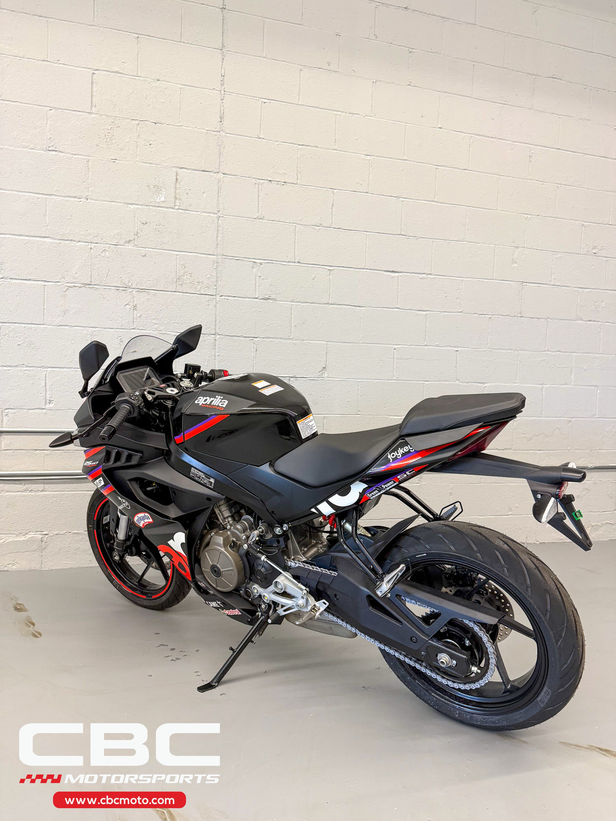 2026 Aprilia RS 457 - GP Replica Black - AP2149