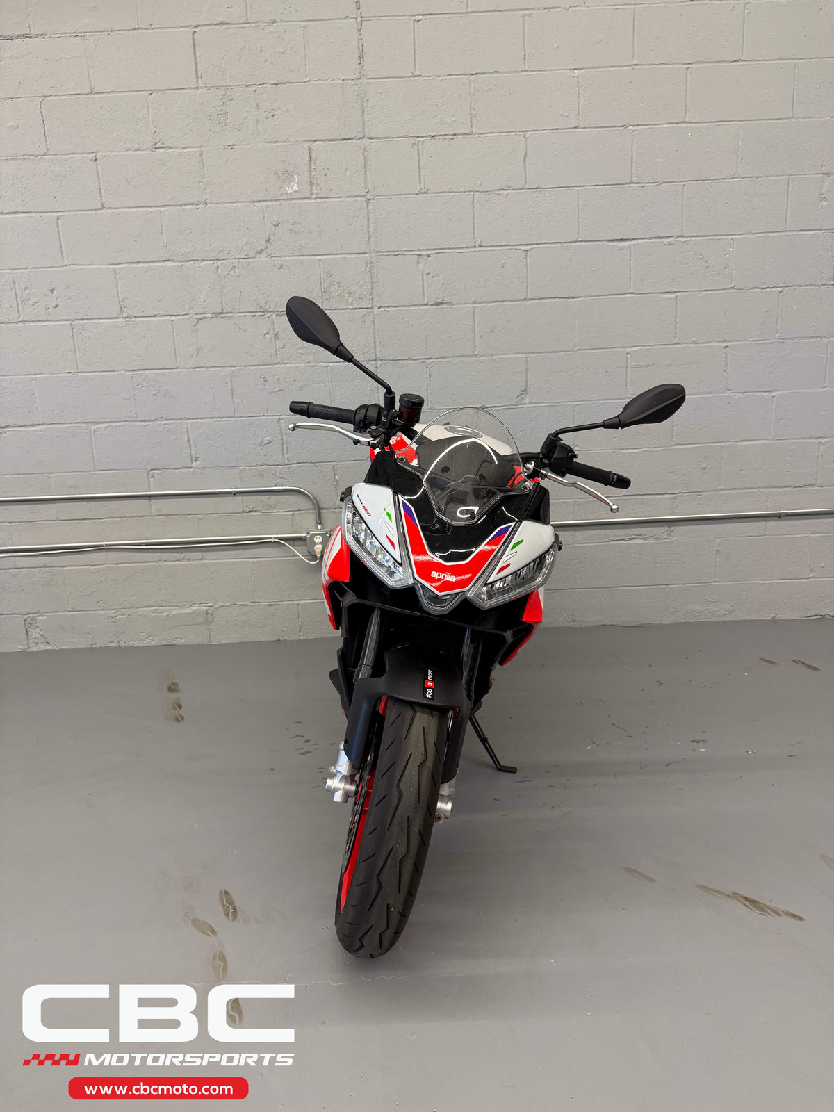 2024 Aprilia Tuono 660 Factory - Speed White - PO2105