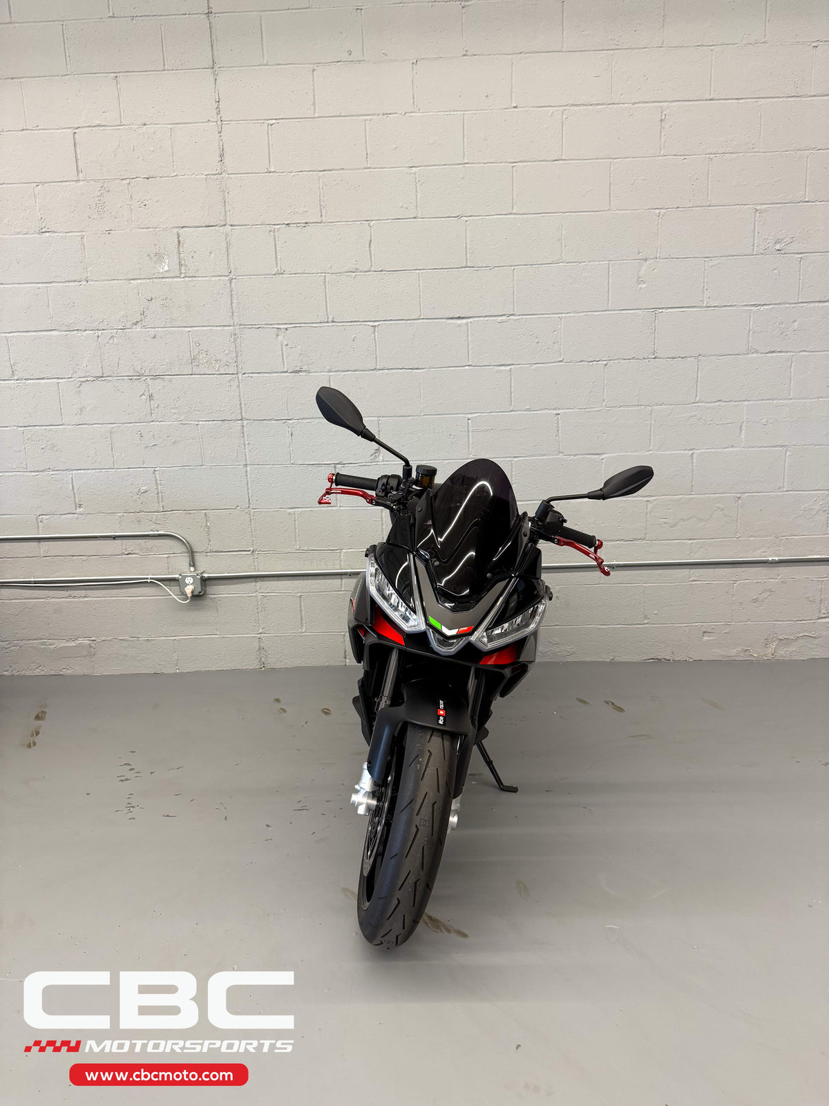 2022 Aprilia Tuono 660 Factory - Factory Dark - PO2101
