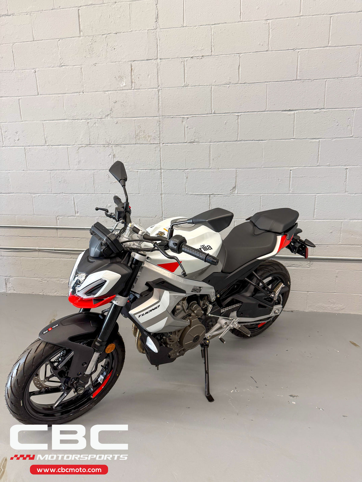 2026 Aprilia Tuono 457 - Puma Grey - AP2104