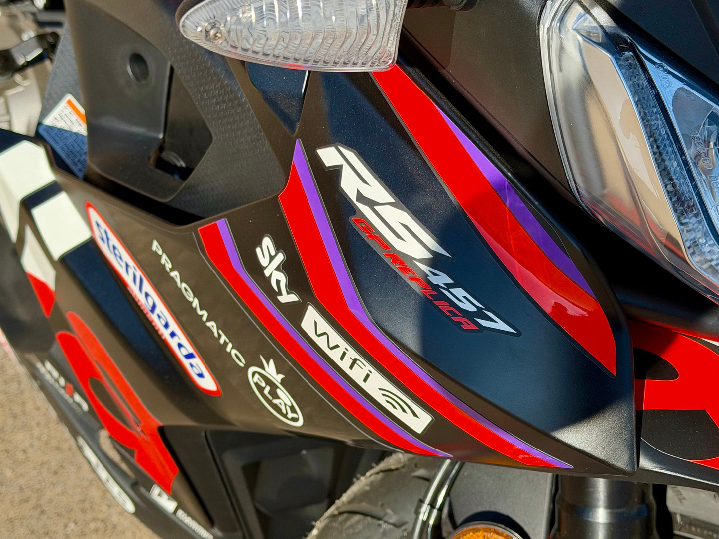 2026 Aprilia RS 457 - GP Replica Black - AP2134