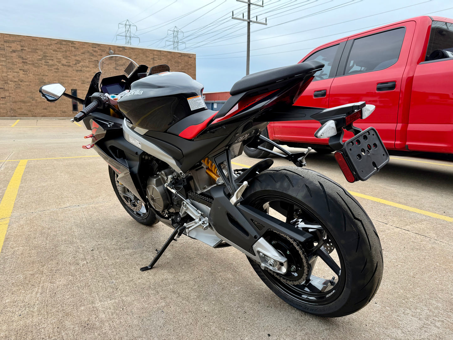 2026 Aprilia RS 660 Factory - Dark Banshee - AP2120