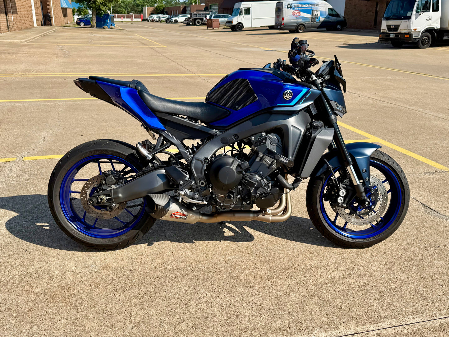2024 Yamaha MT-09 - Team Yamaha Blue - PO2104